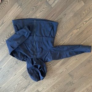 Lululemon raincoat